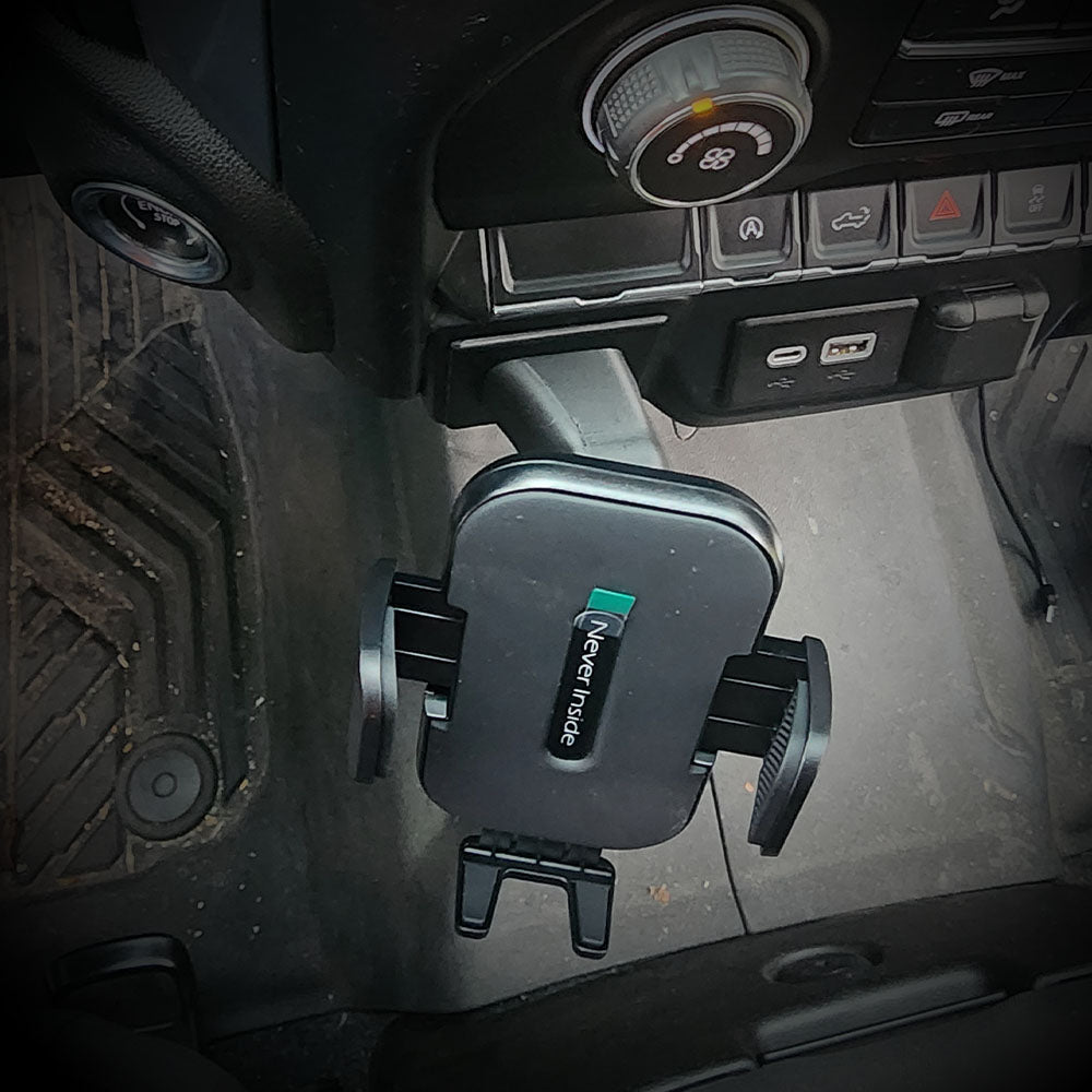 Smash Mount Twist - Raido Dashboard Phone Mount for Silverado Sierra 2019 - 2021 image 5