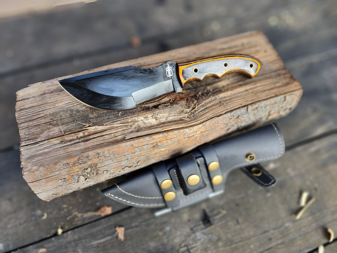 BnB Tactical Bushcraft Tracker image 0